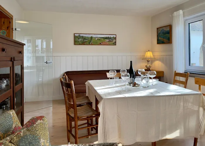 Haus Am Ordenswald Casa de Férias Neustadt an der Weinstraße